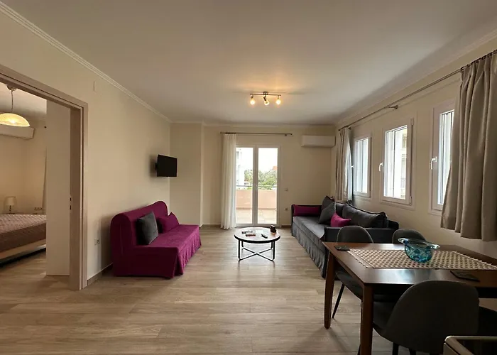 Michael Apartments - Private Parking