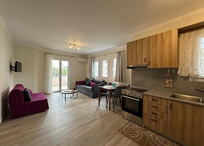 Michael Apartments - Private Parking