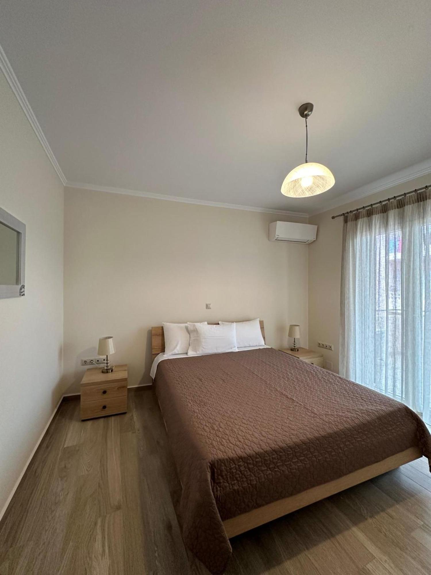 Michael - Private Parking Lefkada City