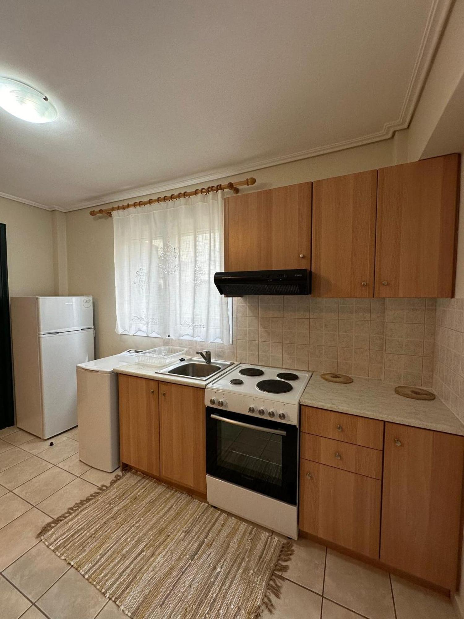 Michael - Private Parking Lefkada City