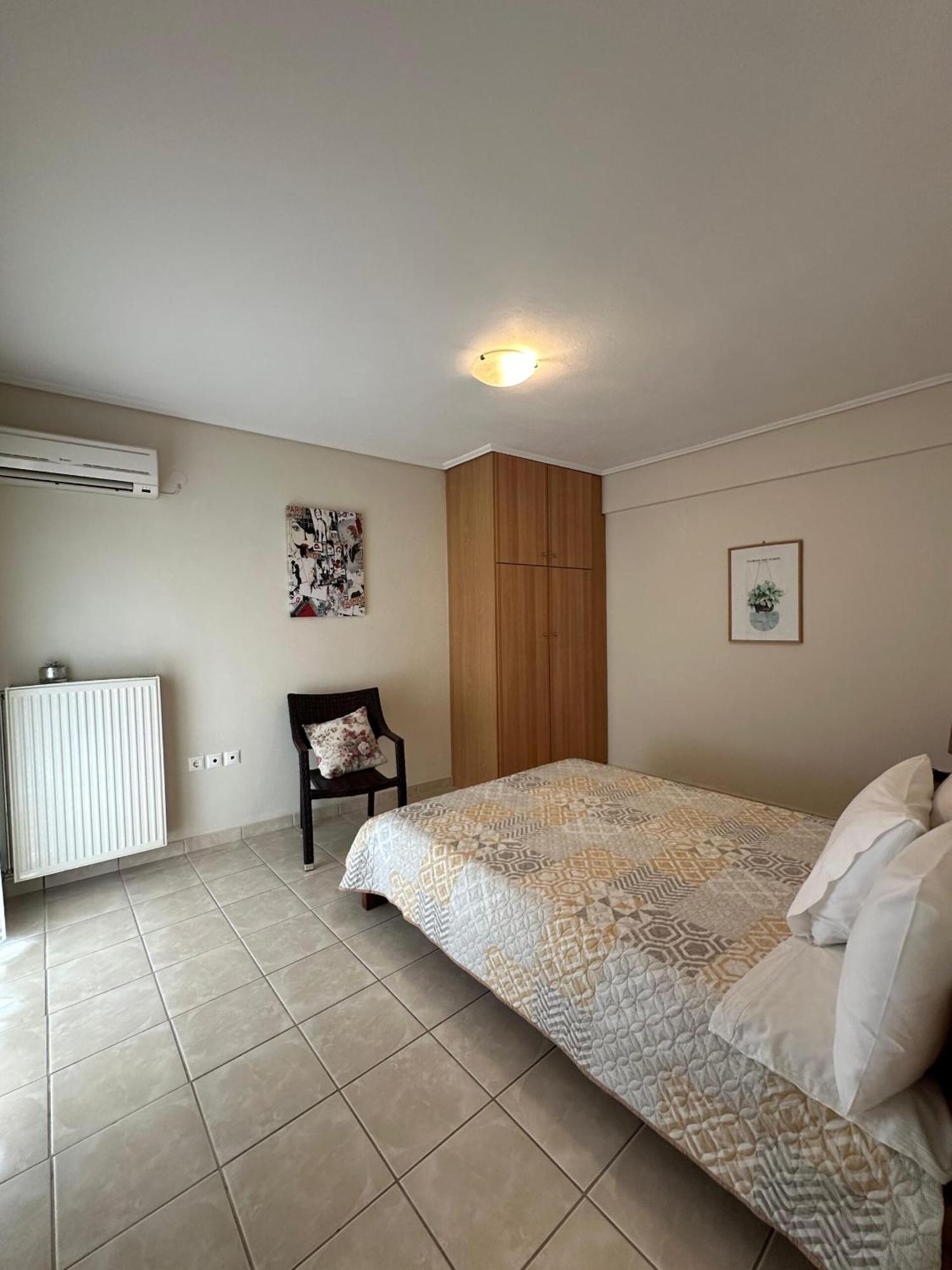 Michael - Private Parking Apartment *
