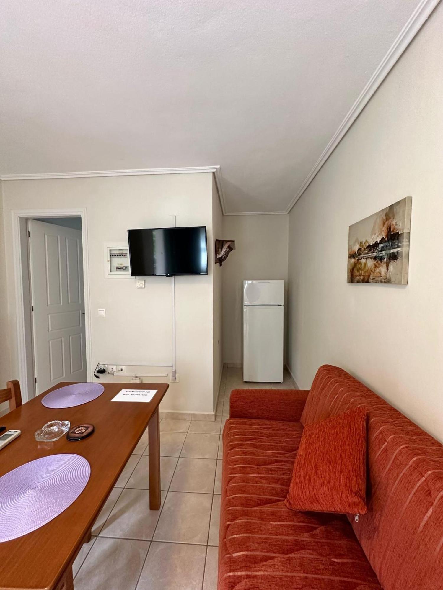 Michael - Private Parking * Lefkada City